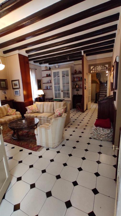 Casa Mo Daire Sabadell Dış mekan fotoğraf