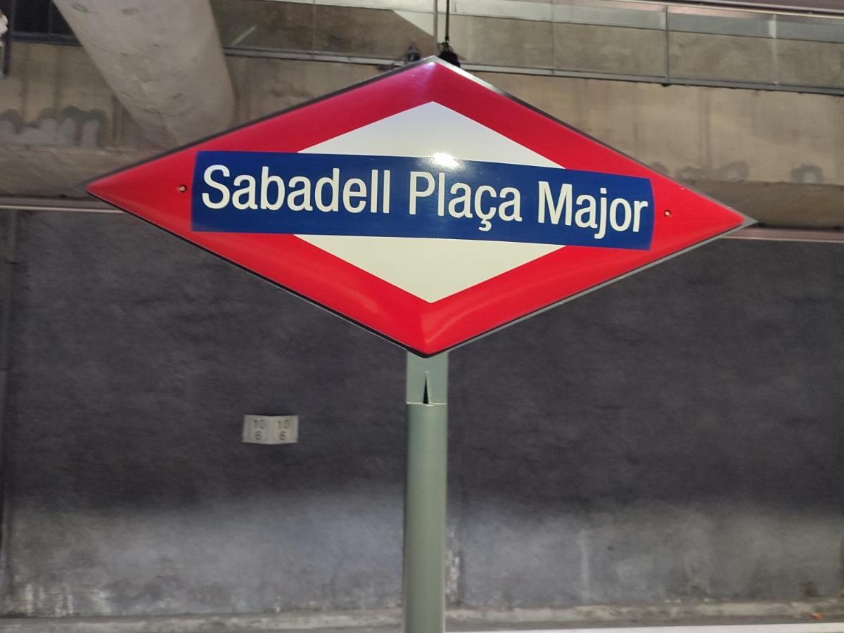 Casa Mo Daire Sabadell Dış mekan fotoğraf